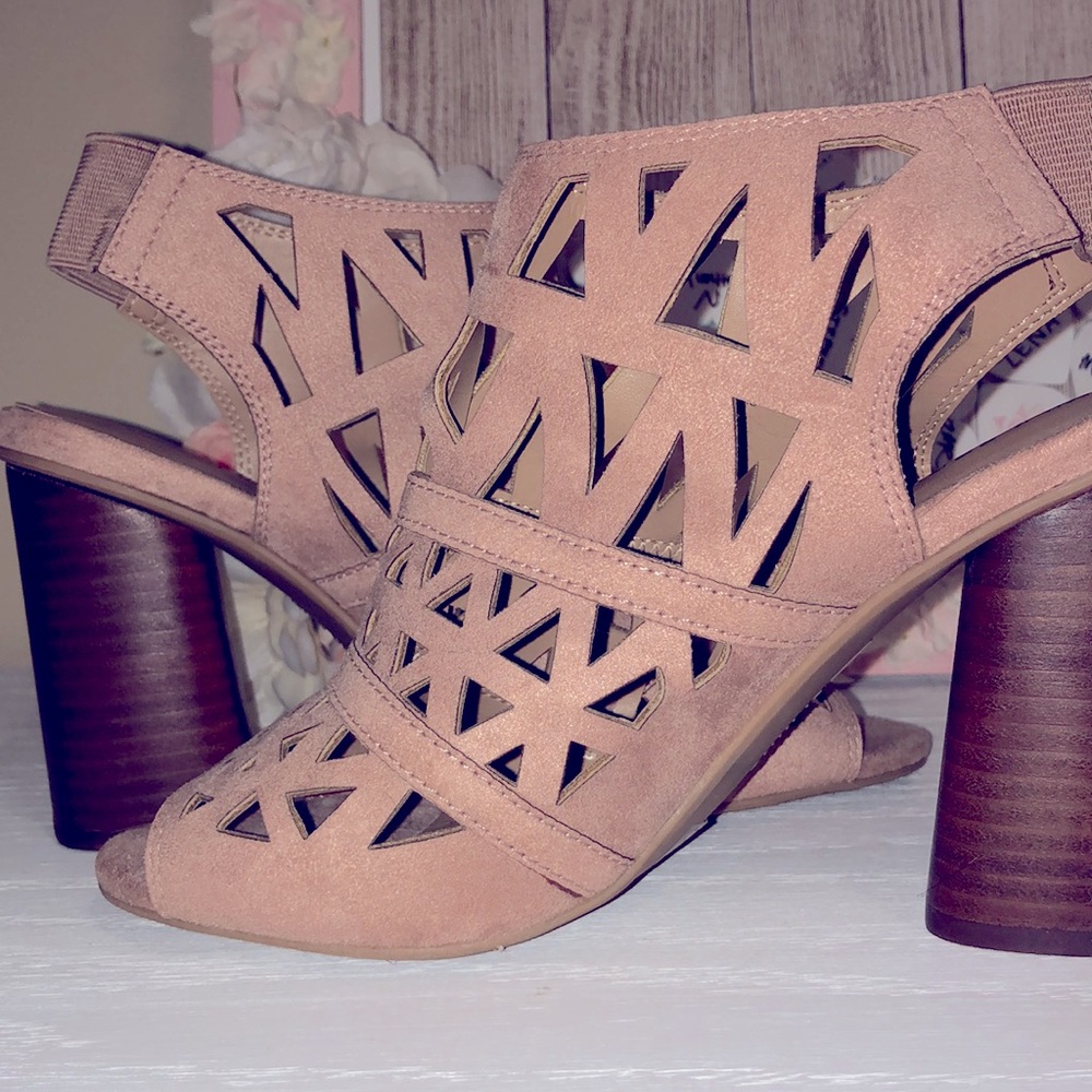 Spring Tan Shoes